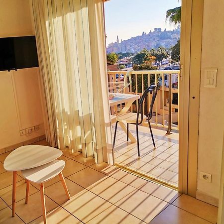 Menton Bord De Mer Studio Calme Avec Balcon, Ascenseur, Climatisation, Ideal Location Quiet Near Sea, Balcony, Elevator, Ac Luaran gambar