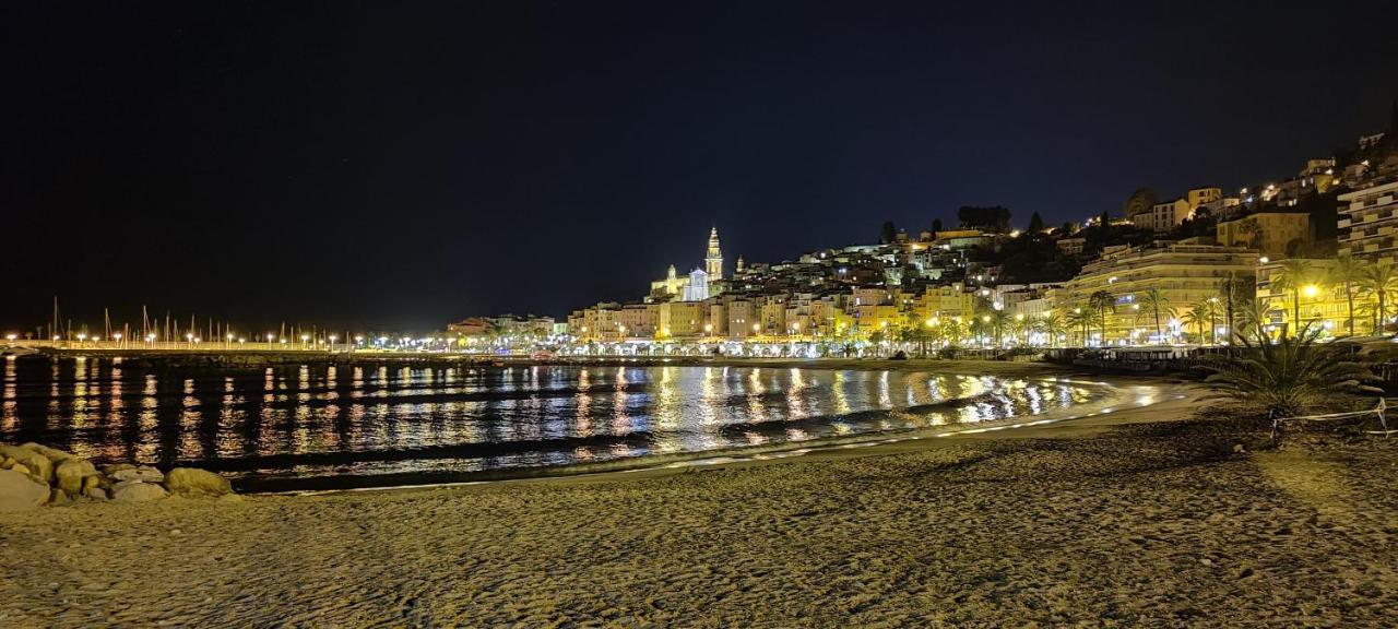 Menton Bord De Mer Studio Calme Avec Balcon, Ascenseur, Climatisation, Ideal Location Quiet Near Sea, Balcony, Elevator, Ac Luaran gambar