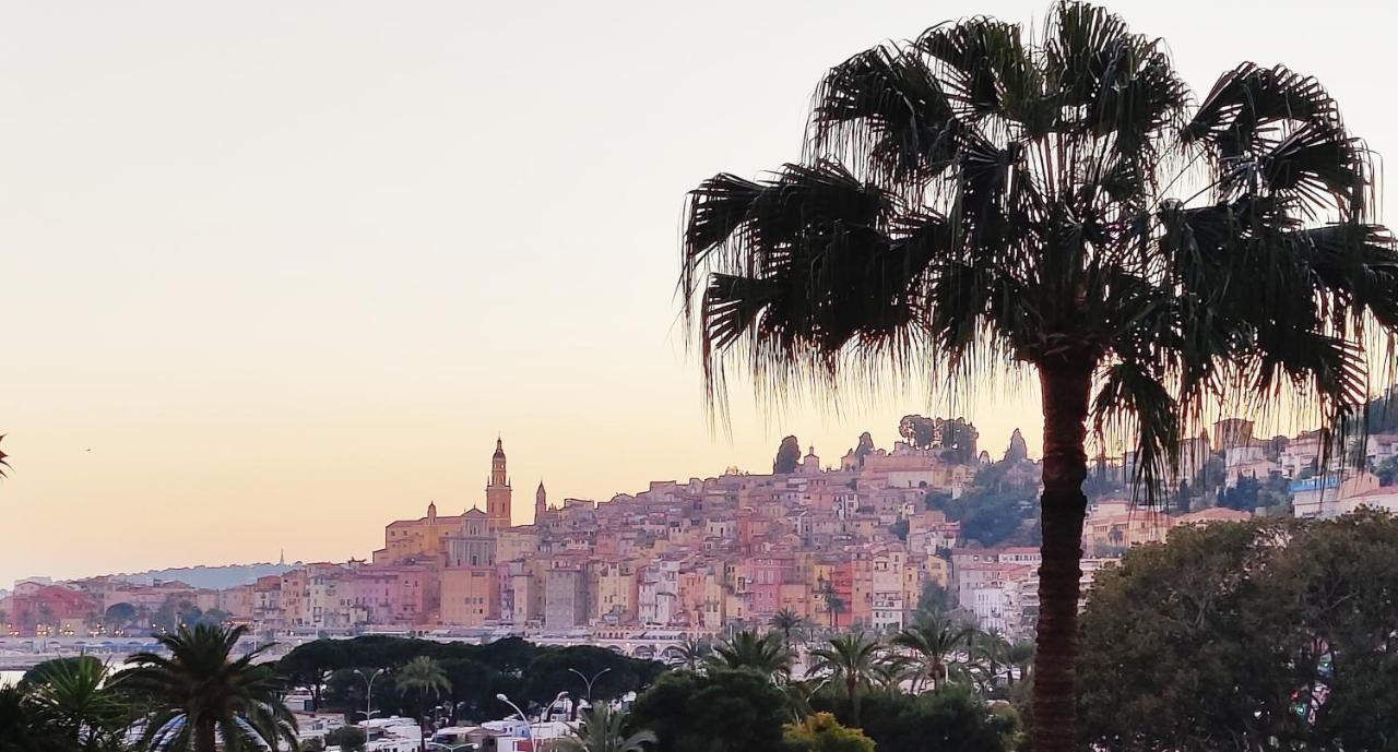 Menton Bord De Mer Studio Calme Avec Balcon, Ascenseur, Climatisation, Ideal Location Quiet Near Sea, Balcony, Elevator, Ac Luaran gambar